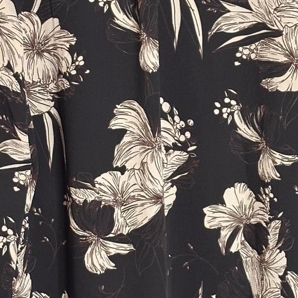 Simply Noelle Floral Button-Up Shirt Size L/XL - Picture 4 of 4